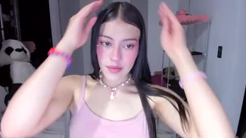 Snapshot of missloren333 chatting on 8, 1, 2025 missloren333 online show from 8, 1, 2025