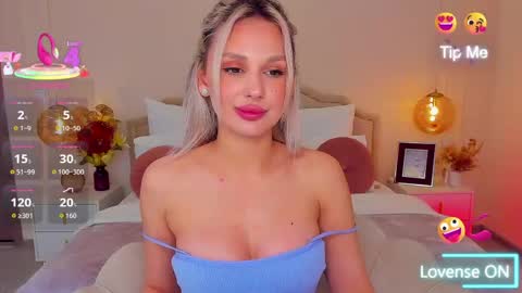 Snapshot of misslou_ chatting on 6, 5, 2026 Lou online show from 6, 5, 2026