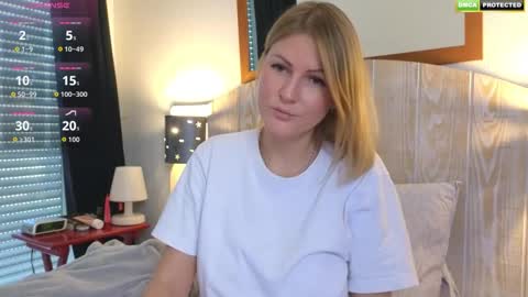 Snapshot of misslucci chatting on 30, 11, 2025 Misslucci online show from 30, 11, 2025