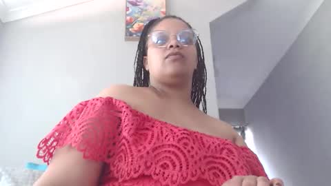 Snapshot of misslustxxx chatting on 28, 4, 2026 misslustxxx online show from 28, 4, 2026