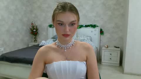 OneGoddess online show from 26, 12, 2024