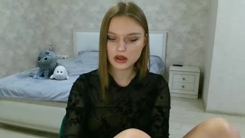 OneGoddess online show from 13, 1, 2025
