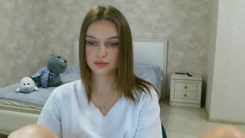 OneGoddess online show from 19, 1, 2025