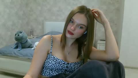 OneGoddess online show from 23, 1, 2025