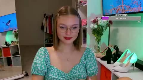 OneGoddess online show from 4, 11, 2025