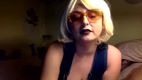 Snapshot of missmaritza chatting on 7, 3, 2025 Miss Maritza online show from 7, 3, 2025