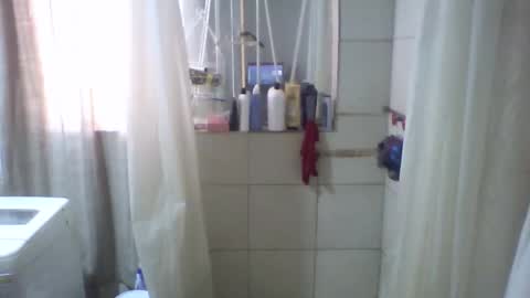 Snapshot of missmeandre chatting on 7, 12, 2024 4bdn couple online show from 7, 12, 2024