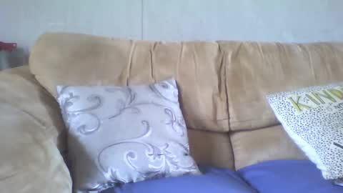 Snapshot of missmeandre chatting on 7, 12, 2024 4bdn couple online show from 7, 12, 2024