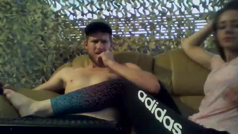 Snapshot of missmeandre chatting on 14, 2, 2025 4bdn couple online show from 14, 2, 2025