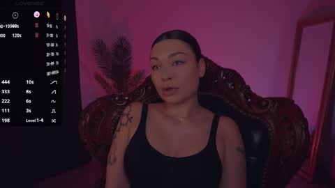 Snapshot of missmerciless chatting on 8, 2, 2025 LUXXANDRA online show from 8, 2, 2025