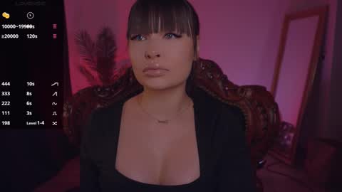 Snapshot of missmerciless chatting on 22, 2, 2025 LUXXANDRA online show from 22, 2, 2025