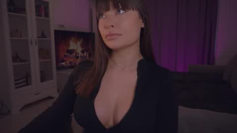 Snapshot of missmerciless chatting on 1, 2, 2026 LUXXANDRA online show from 1, 2, 2026