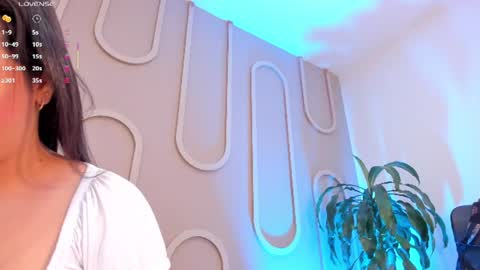 Snapshot of missmiaa_ chatting on 27, 6, 2026 Mia online show from 27, 6, 2026