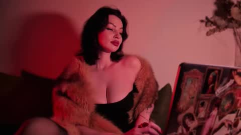   online show from 26, 10, 2025