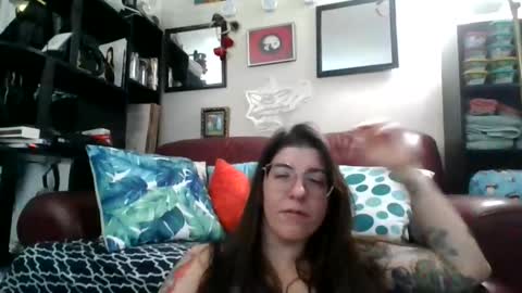 Snapshot of missmonatoyou chatting on 5, 2, 2026 MissMona online show from 5, 2, 2026