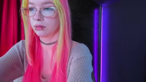 Snapshot of missnikkivill chatting on 17, 2, 2025 Mistress Nikki Vill online show from 17, 2, 2025