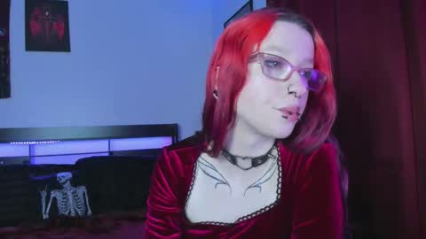 Snapshot of missnikkivill chatting on 26, 11, 2025 Mistress Nikki Vill online show from 26, 11, 2025