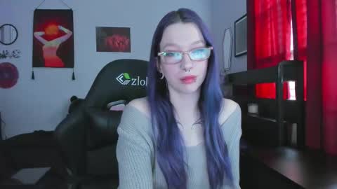 Snapshot of missnikkivill chatting on 19, 2, 2026 Mistress Nikki Vill online show from 19, 2, 2026