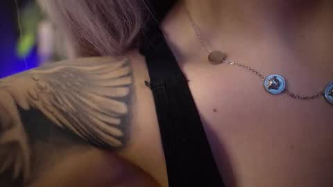 Snapshot of missobsidian chatting on 6, 2, 2026 Miss Obsidian online show from 6, 2, 2026