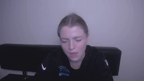 Snapshot of missoliviaa_ chatting on 3, 12, 2024 Olivia online show from 3, 12, 2024