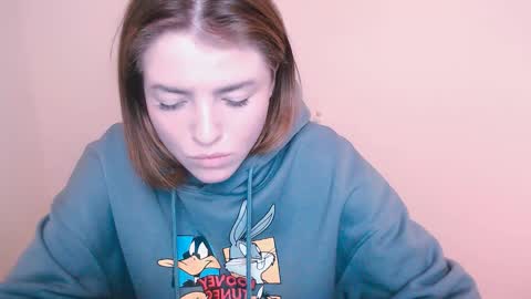 Snapshot of missoliviaa_ chatting on 15, 1, 2025 Olivia online show from 15, 1, 2025