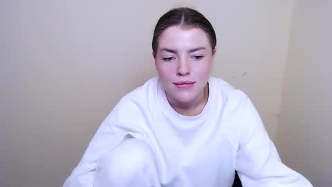 Snapshot of missoliviaa_ chatting on 23, 1, 2025 Olivia online show from 23, 1, 2025