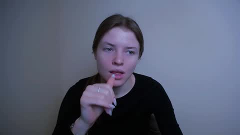 Snapshot of missoliviaa_ chatting on 13, 2, 2025 Olivia online show from 13, 2, 2025