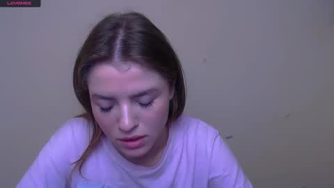 Snapshot of missoliviaa_ chatting on 27, 2, 2025 Olivia online show from 27, 2, 2025