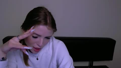 Snapshot of missoliviaa_ chatting on 5, 3, 2025 Olivia online show from 5, 3, 2025