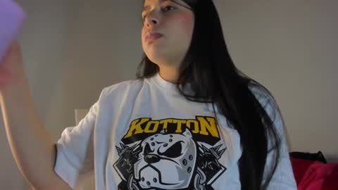 misspaulag online show from 7, 1, 2025