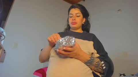 misspaulag online show from 6, 2, 2025