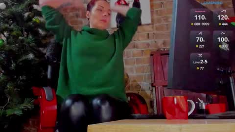 Miss Venus online show from 4, 2, 2025