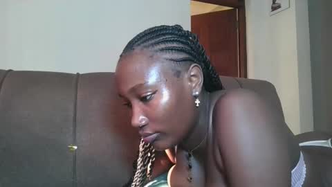 Snapshot of missprettygal chatting on 4, 4, 2026 pretty gal online show from 4, 4, 2026