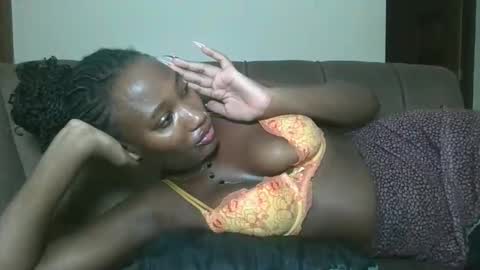 Snapshot of missprettygal chatting on 15, 4, 2026 pretty gal online show from 15, 4, 2026