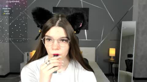 Snapshot of misss_evelyne chatting on 6, 1, 2026 misss_evelyne online show from 6, 1, 2026