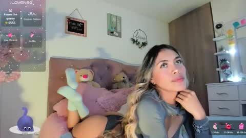 ... Independent model online show from 8, 3, 2026