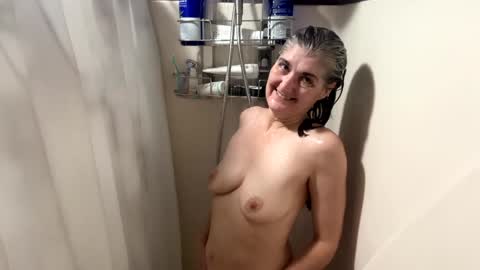 Snapshot of missspooky chatting on 24, 1, 2025 Miss Spooky Silverstacker online show from 24, 1, 2025