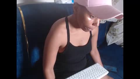 missthighsohmy online show from 15, 1, 2025