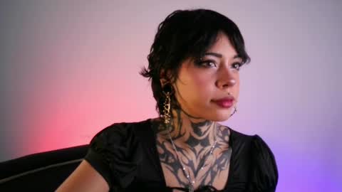 Snapshot of misstomie_ chatting on 9, 6, 2026 Tomiehelp me get to 100 thumbs up online show from 9, 6, 2026
