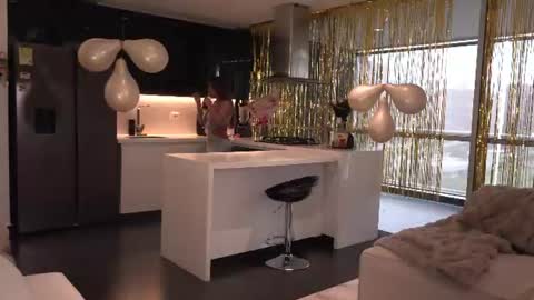 Snapshot of missvalery_1 chatting on 25, 6, 2026 OF online show from 25, 6, 2026