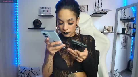 Veronica Rati  online show from 7, 4, 2026