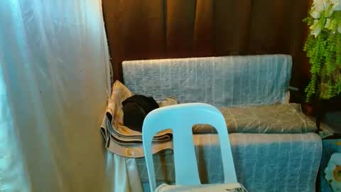 Snapshot of missviolet11 chatting on 19, 12, 2024 SweetViolet online show from 19, 12, 2024