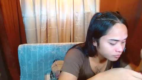 Snapshot of missviolet11 chatting on 16, 11, 2025 SweetViolet online show from 16, 11, 2025