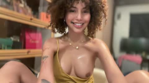 Divine Olga  online show from 16, 6, 2026