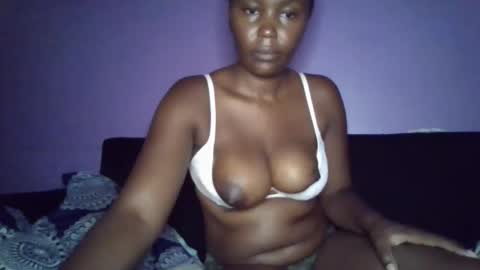 Snapshot of missy_vee chatting on 18, 2, 2026 missy_vee online show from 18, 2, 2026