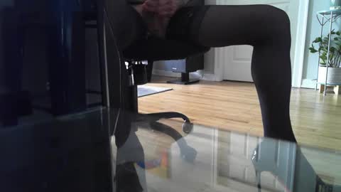 Charlie Brown online show from 23, 10, 2025