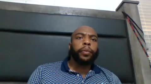 Snapshot of mistermakesomeshake chatting on 4, 8, 2026 Peace online show from 4, 8, 2026