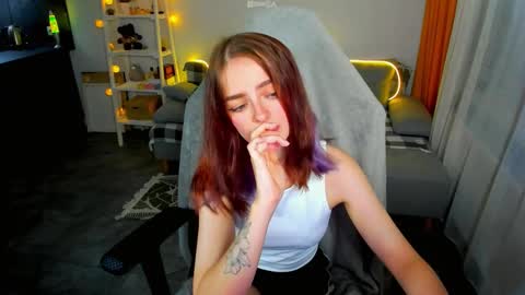 Hi everyone Im Tina online show from 8, 9, 2025