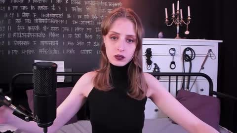 Snapshot of mistress_marlene chatting on 26, 1, 2025 Mistress Marlene online show from 26, 1, 2025