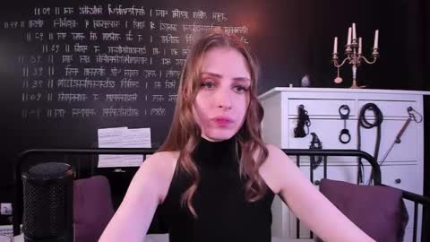 Snapshot of mistress_marlene chatting on 25, 2, 2025 Mistress Marlene online show from 25, 2, 2025